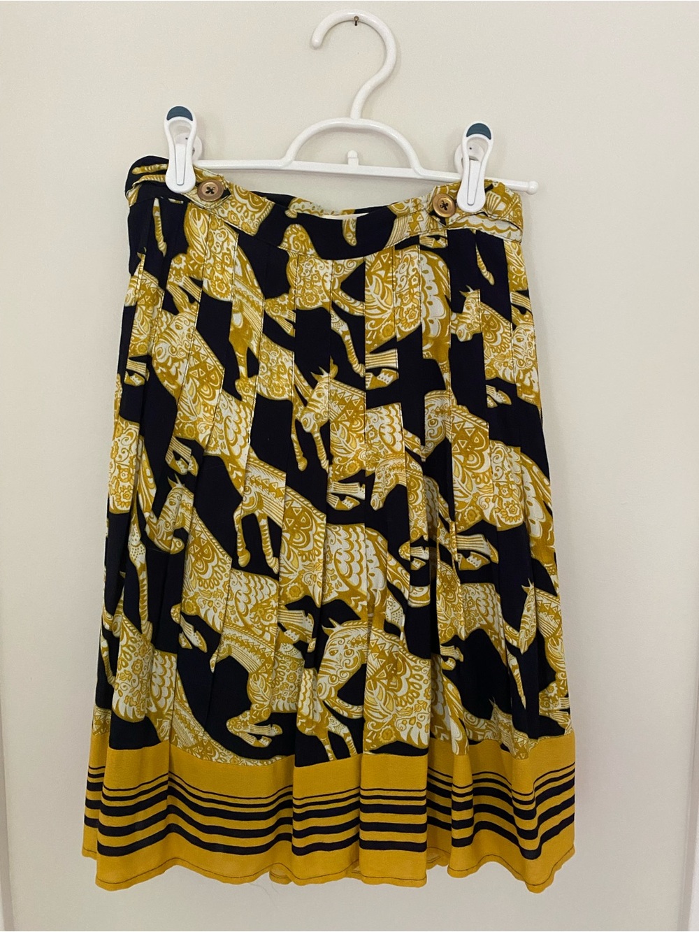 Anthropologie - Women's Navy and Mustard Printed Midi Skirt